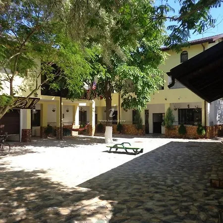 Vila Oaza-3